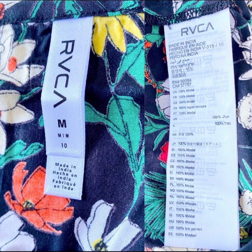 ✨HP✨🆕 RVCA | Vibrant Black & Turquoise Floral Tracker Crop Tank Top. - Picture 10 of 12